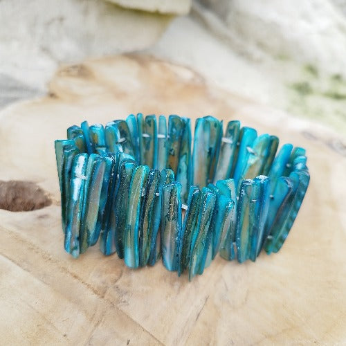 Bracelet en nacre teintée