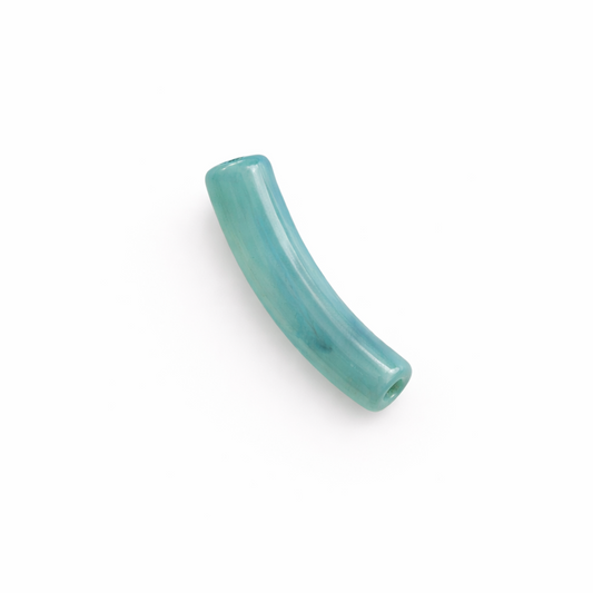 Perle petit tube incurvé vert nacre