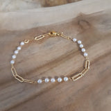 Bracelet fin en acier et perles