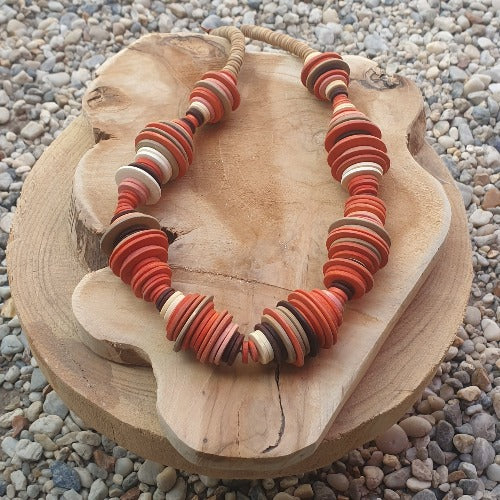 collier en bois
