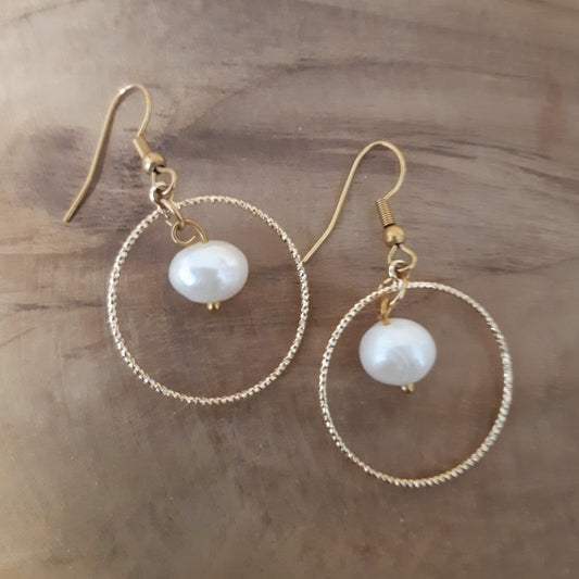 Boucles d'oreilles en acier et perles